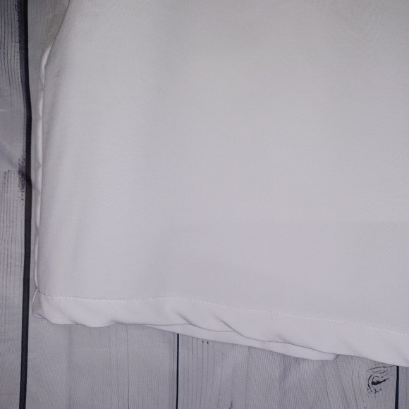 Greg Norman white golf skort with pockets - Picture 5 of 10